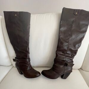 Brown with reddish hue colour knee high faux leather boots